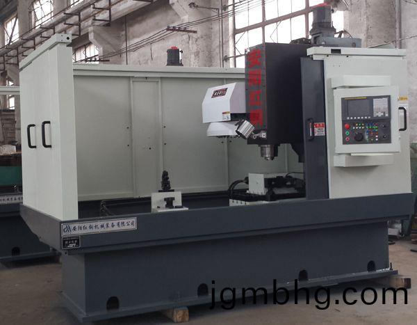 前(qian)軸(zhou)鎖(suo)銷孔專用加工(gong)