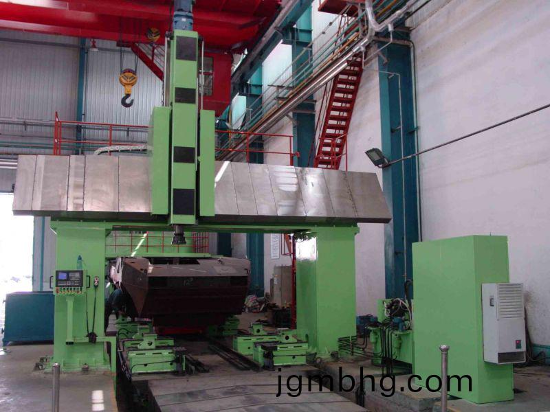 數(shu)控龍(long)門鏜(tang)銑牀